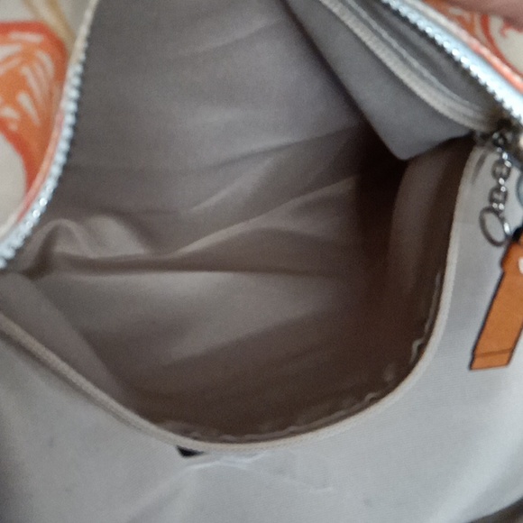 Coach Bag w/Wristlet EUC COA Authentic Large - Picture 12 of 16